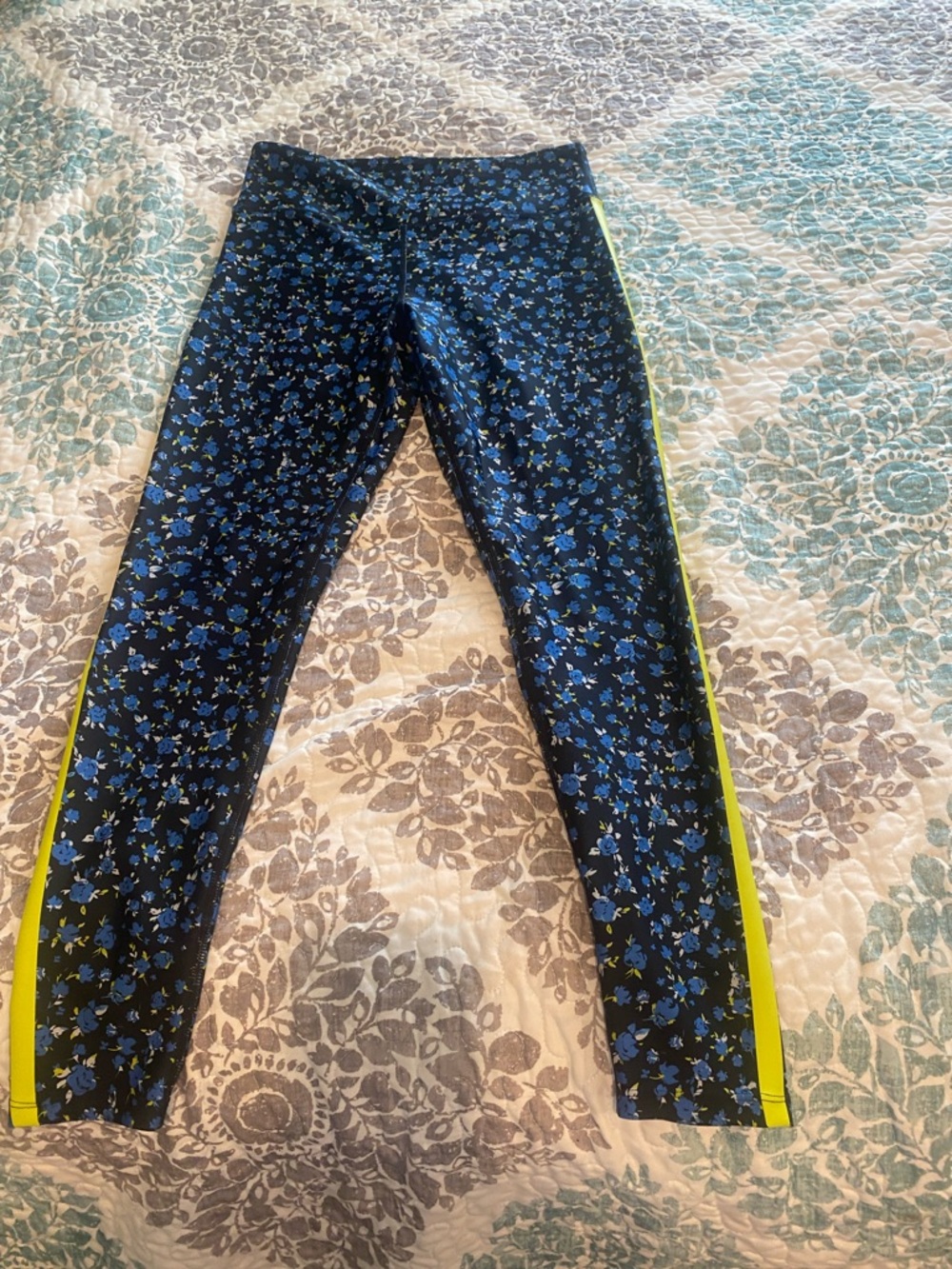soulcycle Navy Floral Leggings with Neon Yellow Side Stripe